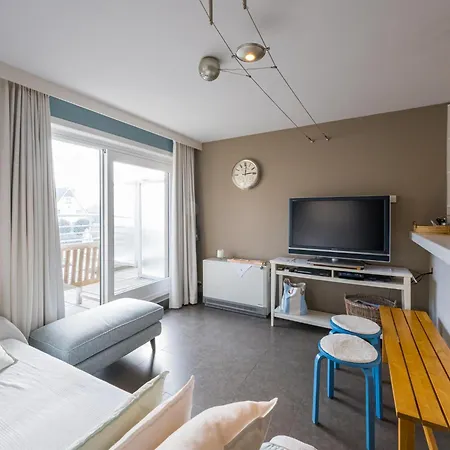 Four Seven - 0102 + Box 1