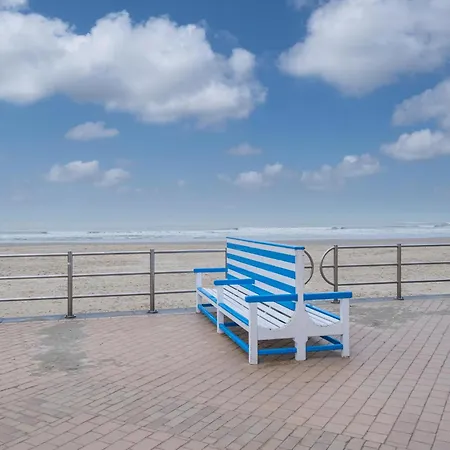 Four Seven - 0102 + Box 1 Apartment *